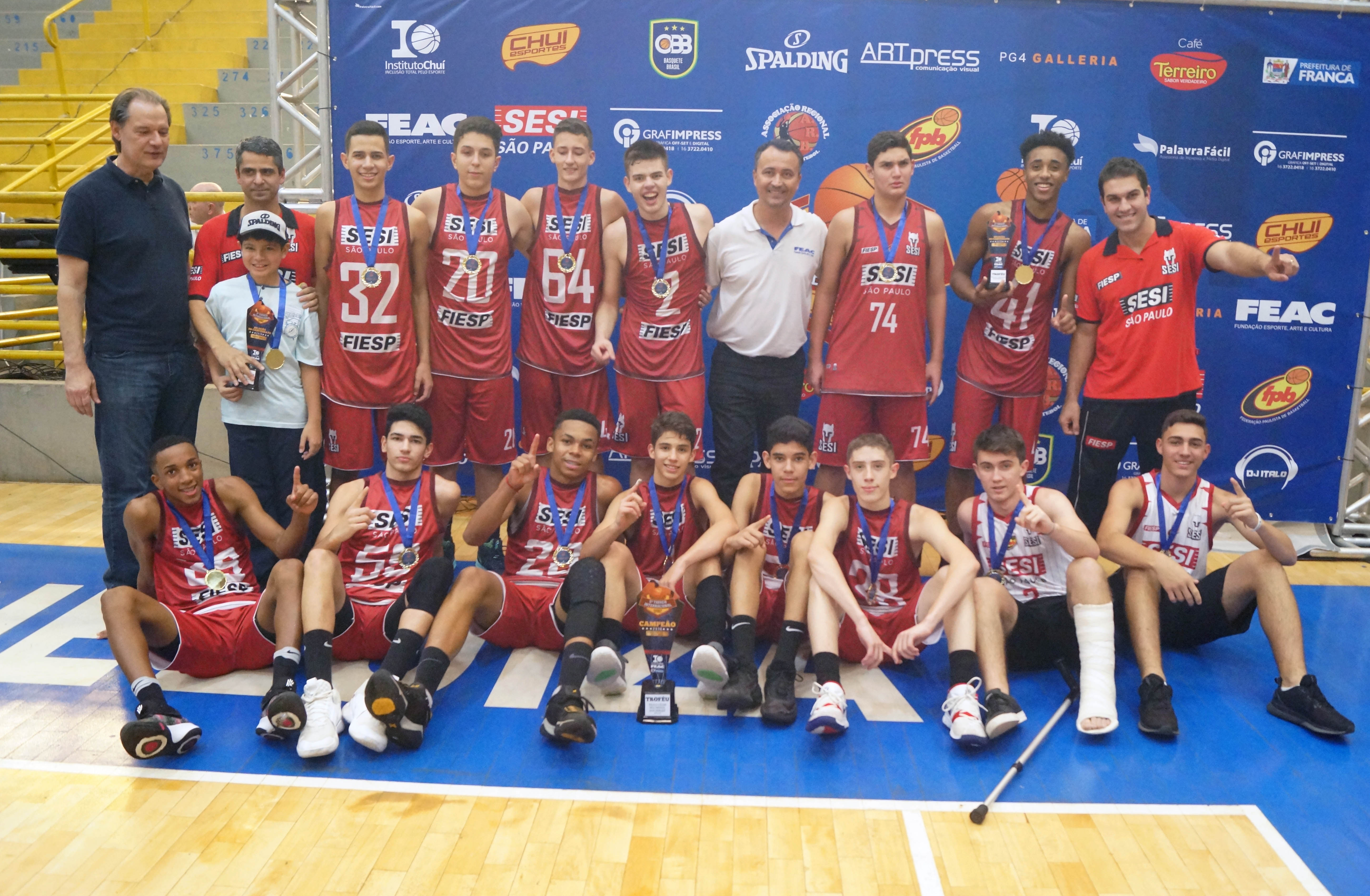 O time do Sesi Franca campeão do sub-15 de basquete (Foto: Palavra Fácil Comunicação)